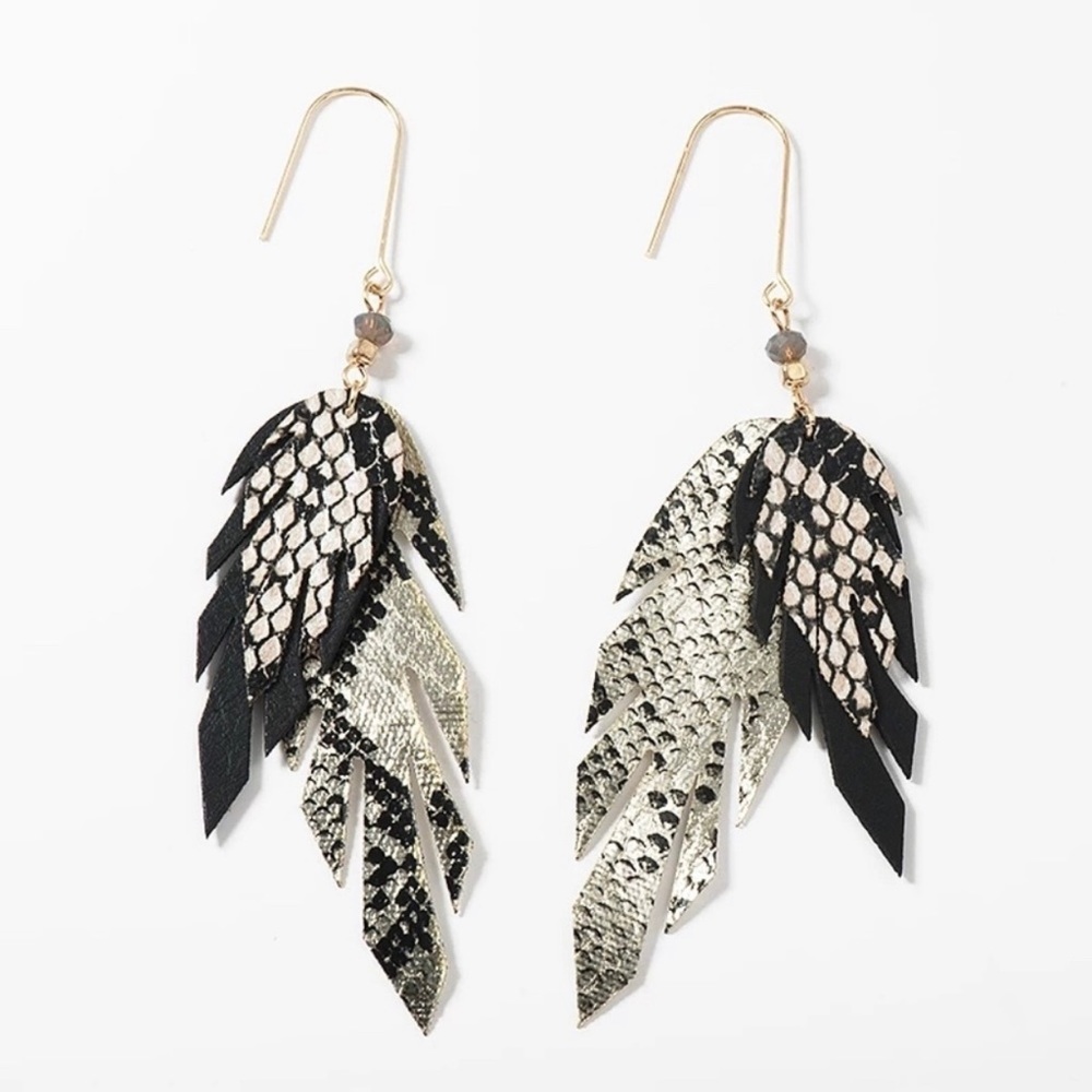 Artisan Fall Leather Feather Dangle Earrings Black